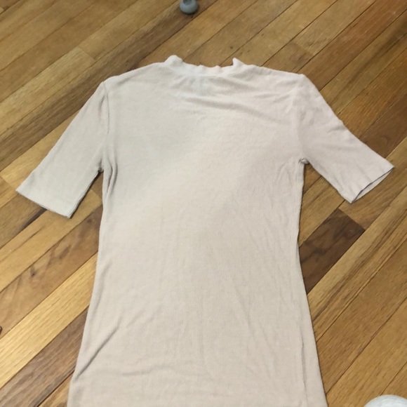 Ribbed Mock Neck Top - Picture 2 of 2